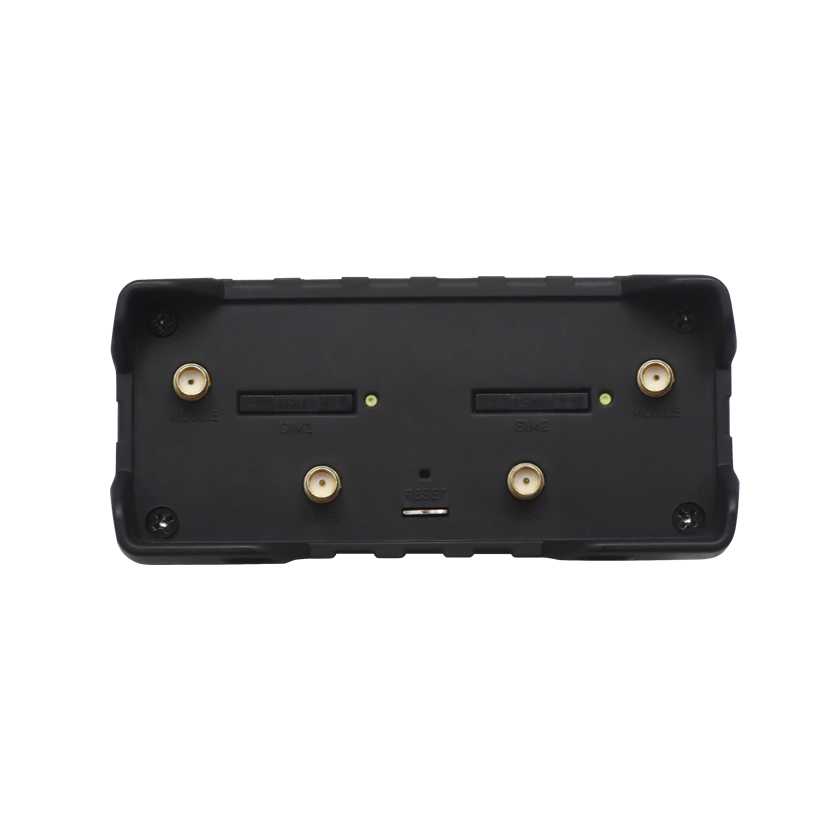 Teltonika RUT950 V2 Dual SIM and DUAL WAN M2M router 4G LTE. Back view.  DUAL SIM slots, 4 Antenna connectors, 2 for Mobile, 2 for Wi-Fi.